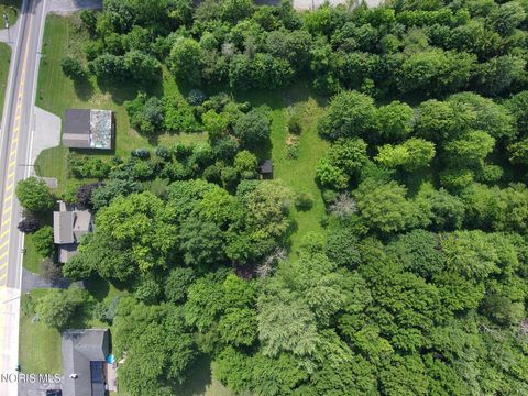 Tiny photo for 1734 W Main Cross Street, Findlay, OH 45840 (MLS # 10009978)
