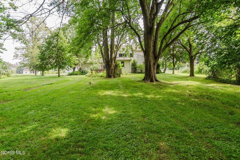 Tiny photo for 1734 W Main Cross Street, Findlay, OH 45840 (MLS # 10009978)