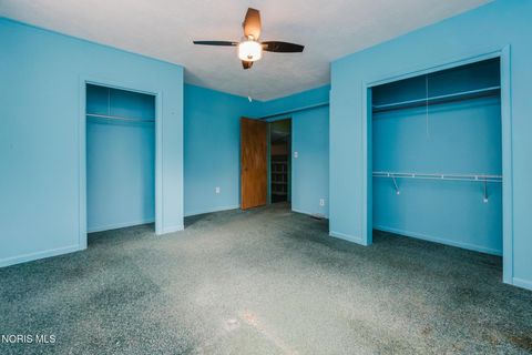Tiny photo for 1734 W Main Cross Street, Findlay, OH 45840 (MLS # 10009978)