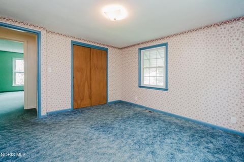 Tiny photo for 1734 W Main Cross Street, Findlay, OH 45840 (MLS # 10009978)