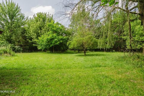 Tiny photo for 1734 W Main Cross Street, Findlay, OH 45840 (MLS # 10009978)