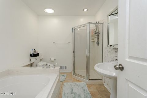 Tiny photo for 4447 Sulgrave Drive, Toledo, OH 43623 (MLS # 10006675)