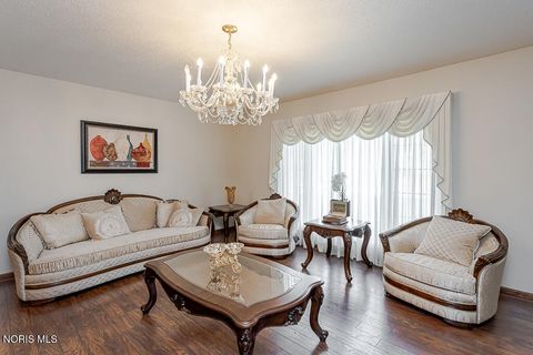 Tiny photo for 4447 Sulgrave Drive, Toledo, OH 43623 (MLS # 10006675)