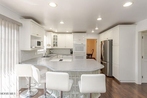 Tiny photo for 4447 Sulgrave Drive, Toledo, OH 43623 (MLS # 10006675)