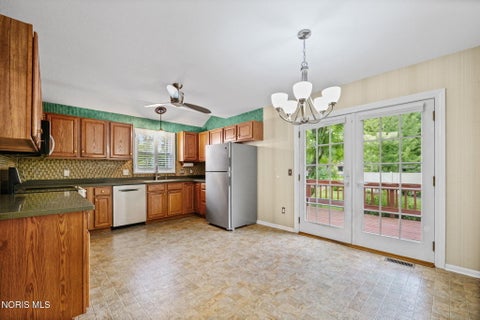 Tiny photo for 1540 Indian Creek Drive, Perrysburg, OH 43551 (MLS # 10008878)