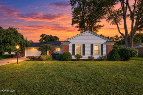 Tiny photo for 5040 Macklyn Drive, Toledo, OH 43615 (MLS # 10013688)
