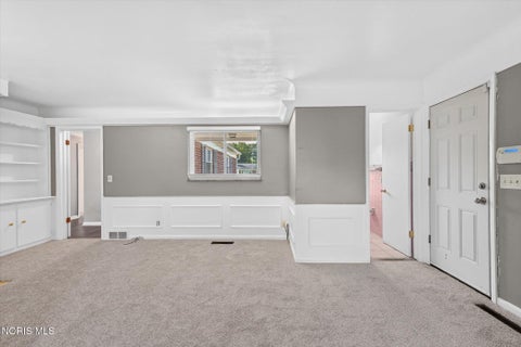 Tiny photo for 5040 Macklyn Drive, Toledo, OH 43615 (MLS # 10013688)