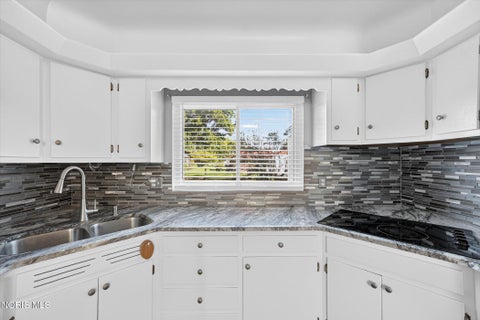 Tiny photo for 5040 Macklyn Drive, Toledo, OH 43615 (MLS # 10013688)