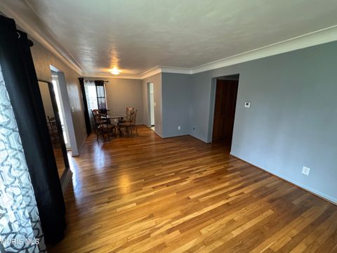 Tiny photo for 123 Carr Avenue, Bowling Green, OH 43402 (MLS # 10007615)