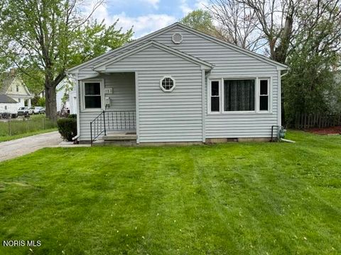 Tiny photo for 123 Carr Avenue, Bowling Green, OH 43402 (MLS # 10007615)