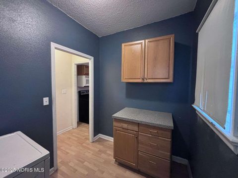 Tiny photo for 2735 Fremont Street, Toledo, OH 43605 (MLS # 10002544)