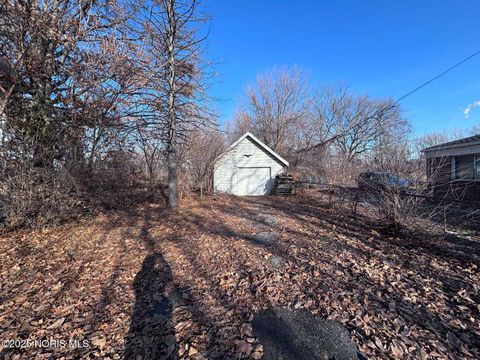 Tiny photo for 2735 Fremont Street, Toledo, OH 43605 (MLS # 10002544)