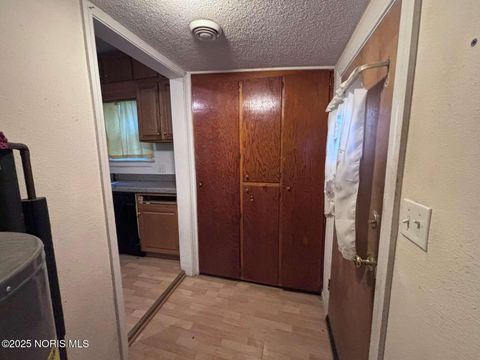 Tiny photo for 2735 Fremont Street, Toledo, OH 43605 (MLS # 10002544)