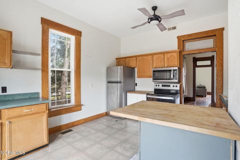 Tiny photo for 12609 County Road 216, Findlay, OH 45840 (MLS # 10005614)