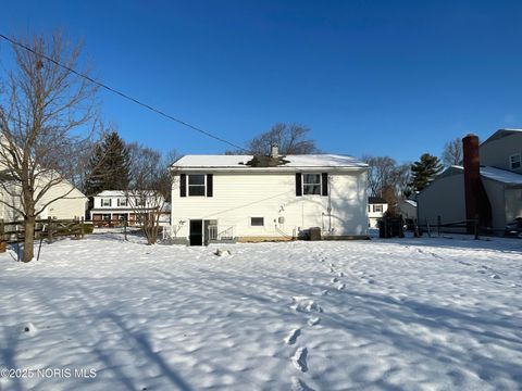 Tiny photo for 632 Brahier Lane, Maumee, OH 43537 (MLS # 10002140)