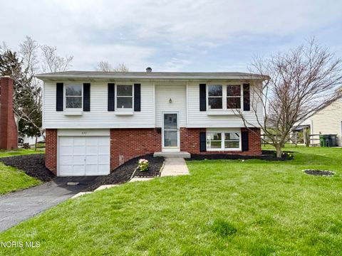 Photo of 632 Brahier Lane, Maumee, OH 43537 (MLS # 10002140)