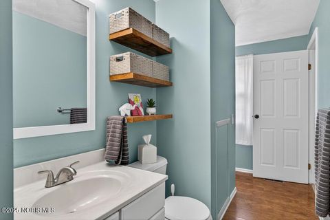 Tiny photo for 538 Cambridge Park, Maumee, OH 43537 (MLS # 10000329)