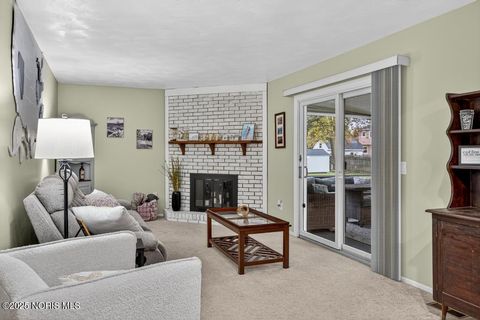 Tiny photo for 538 Cambridge Park, Maumee, OH 43537 (MLS # 10000329)