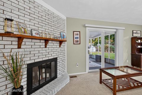 Tiny photo for 538 Cambridge Park, Maumee, OH 43537 (MLS # 10000329)