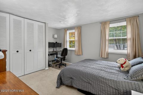 Tiny photo for 538 Cambridge Park, Maumee, OH 43537 (MLS # 10000329)