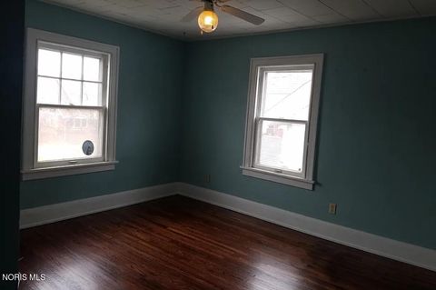 Tiny photo for 1827 Jermain Drive, Toledo, OH 43606 (MLS # 10005877)