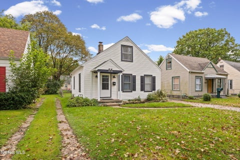 Tiny photo for 3556 Kershaw Avenue, Toledo, OH 43613 (MLS # 10014303)