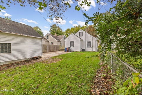 Tiny photo for 3556 Kershaw Avenue, Toledo, OH 43613 (MLS # 10014303)