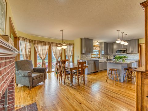 Tiny photo for 13975 Eckel Junction Road, Perrysburg, OH 43551 (MLS # 10003568)