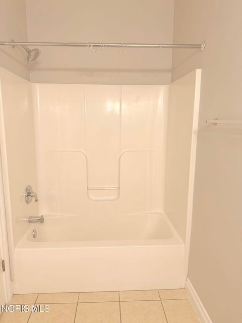 Tiny photo for 6405 Triple Crown Lane, Toledo, OH 43615 (MLS # 10006257)