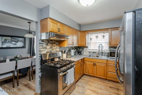 Tiny photo for 3517 Douglas Road, Toledo, OH 43606 (MLS # 10013349)