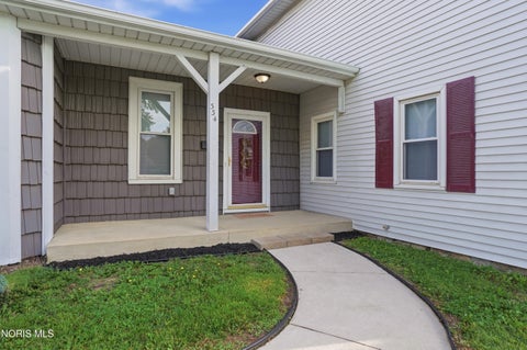 Tiny photo for 334 Elm Street, Fostoria, OH 44830 (MLS # 10013210)