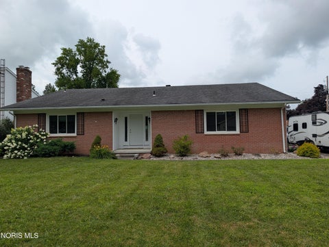 Photo of 906 Fennimore Street, Fremont, OH 43420 (MLS # 10010387)
