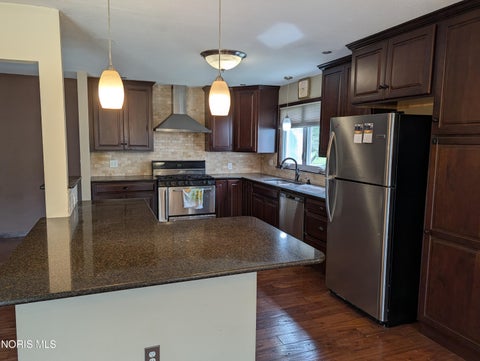 Tiny photo for 906 Fennimore Street, Fremont, OH 43420 (MLS # 10010387)