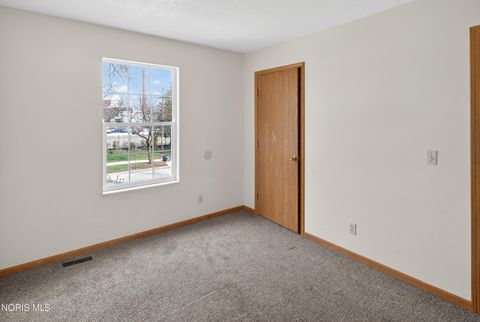 Tiny photo for 2357 Franklin Avenue, Toledo, OH 43620 (MLS # 10005975)