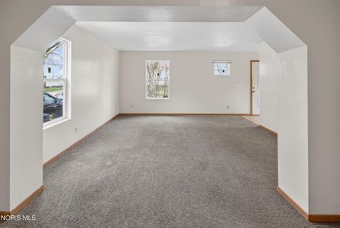 Tiny photo for 2357 Franklin Avenue, Toledo, OH 43620 (MLS # 10005975)