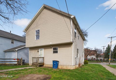 Tiny photo for 2357 Franklin Avenue, Toledo, OH 43620 (MLS # 10005975)
