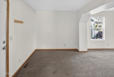 Tiny photo for 2357 Franklin Avenue, Toledo, OH 43620 (MLS # 10005975)