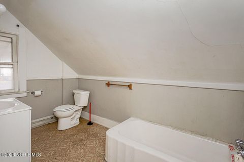 Tiny photo for 3412 Maple Street, Toledo, OH 43608 (MLS # 10002968)