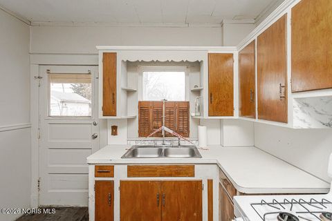 Tiny photo for 3412 Maple Street, Toledo, OH 43608 (MLS # 10002968)