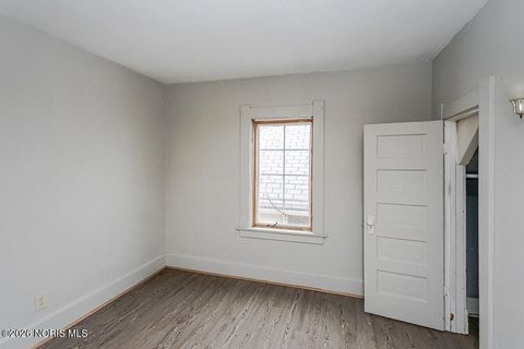 Tiny photo for 3412 Maple Street, Toledo, OH 43608 (MLS # 10002968)