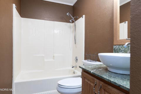 Tiny photo for 15 Duchess Court, Tiffin, OH 44883 (MLS # 10013488)