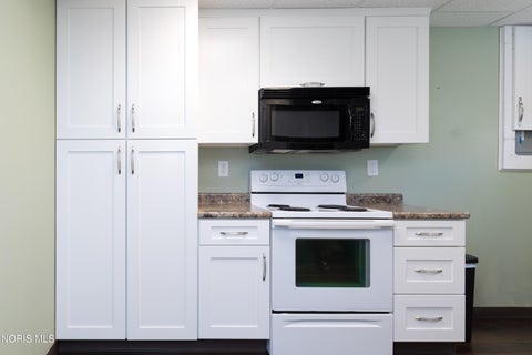 Tiny photo for 15 Duchess Court, Tiffin, OH 44883 (MLS # 10013488)