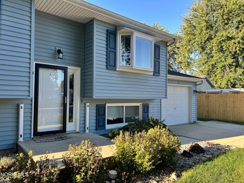 Tiny photo for 15 Duchess Court, Tiffin, OH 44883 (MLS # 10013488)