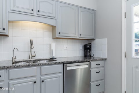 Tiny photo for 15 Duchess Court, Tiffin, OH 44883 (MLS # 10013488)
