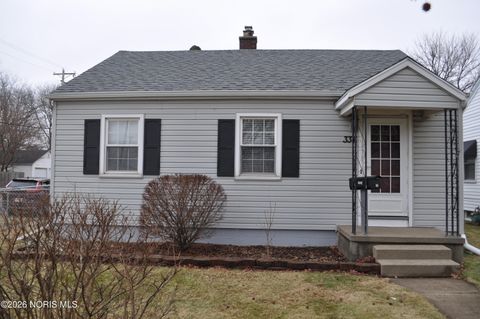 Photo of 334 Waggoner Boulevard, Toledo, OH 43612 (MLS # 10002829)