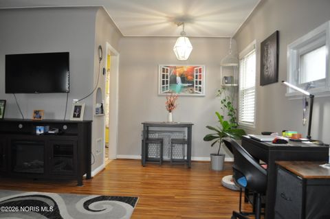 Tiny photo for 334 Waggoner Boulevard, Toledo, OH 43612 (MLS # 10002829)