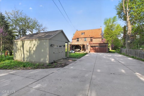 Tiny photo for 2204 Orchard Road, Toledo, OH 43606 (MLS # 10013226)