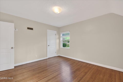 Tiny photo for 2204 Orchard Road, Toledo, OH 43606 (MLS # 10013226)