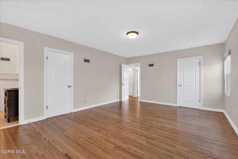 Tiny photo for 2204 Orchard Road, Toledo, OH 43606 (MLS # 10013226)