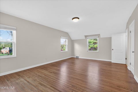 Tiny photo for 2204 Orchard Road, Toledo, OH 43606 (MLS # 10013226)